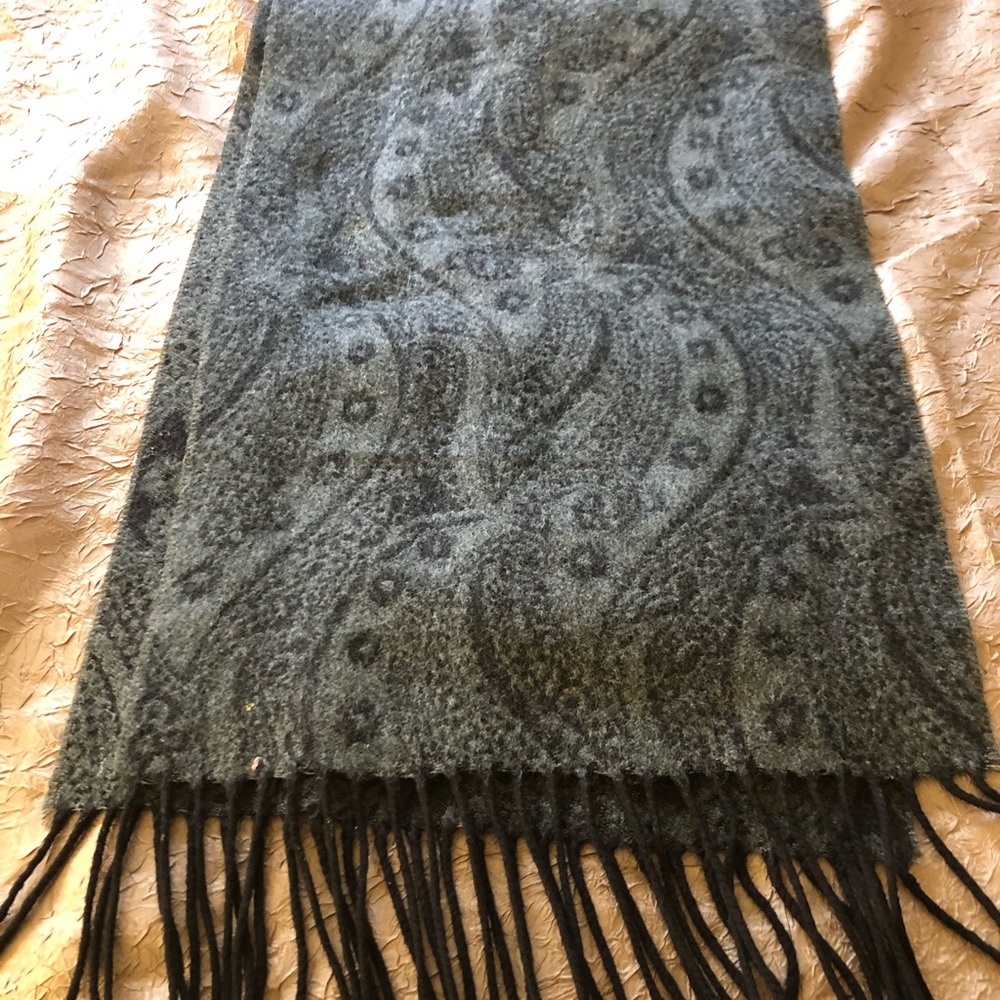 Scarf - Picture 2 of 2
